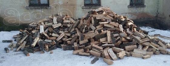 Дрова хвойных пород колотые