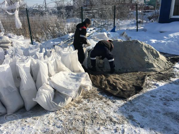 Соль техническая (антислеживатель) в мешках.